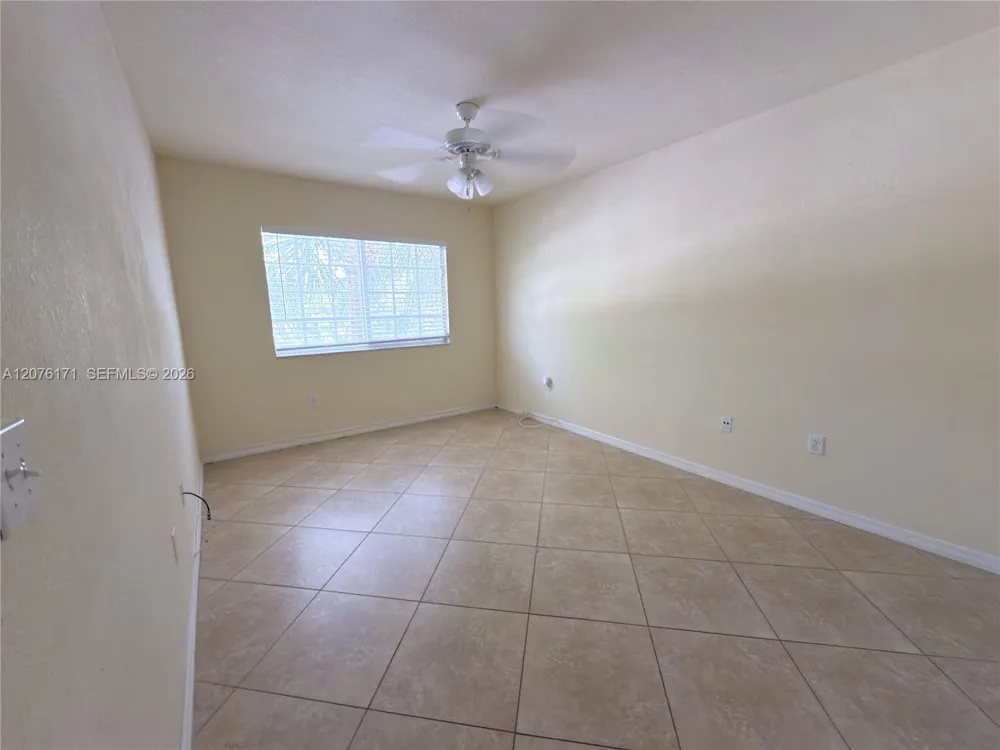 1000 Palm Trl #8 Delray Beach, FL 33483