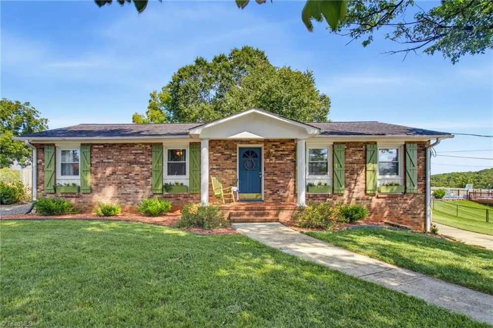 4061 Arden Street Clemmons, NC 27012