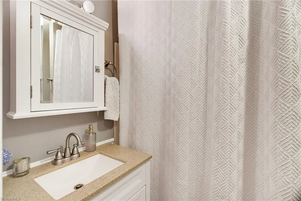 4061 Arden Street Clemmons, NC 27012