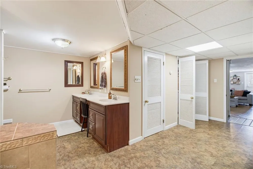4061 Arden Street Clemmons, NC 27012