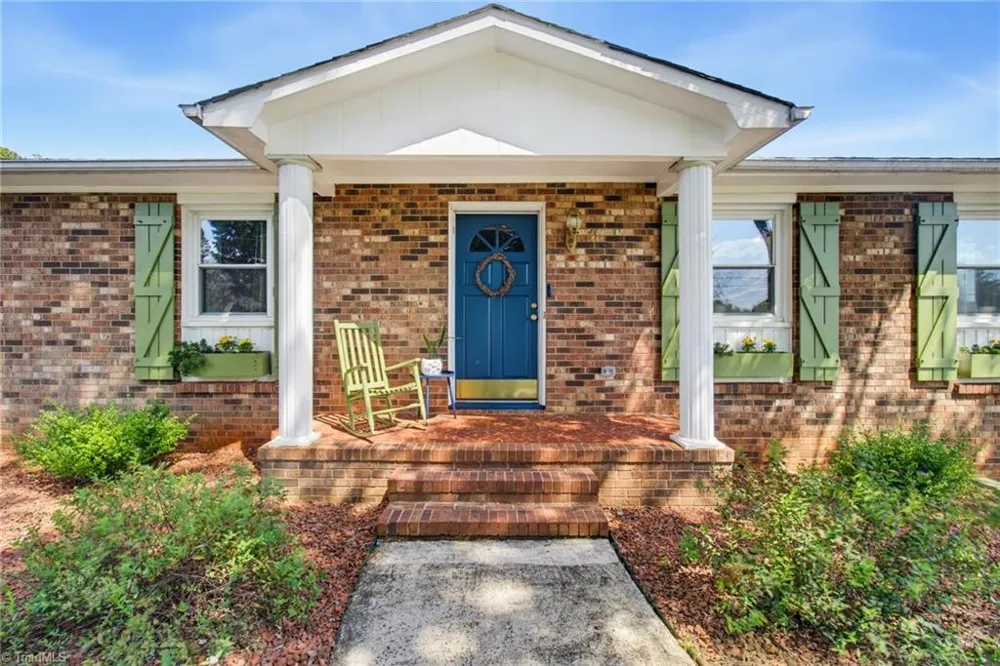 4061 Arden Street Clemmons, NC 27012