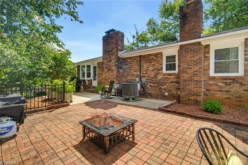 4061 Arden Street Clemmons, NC 27012