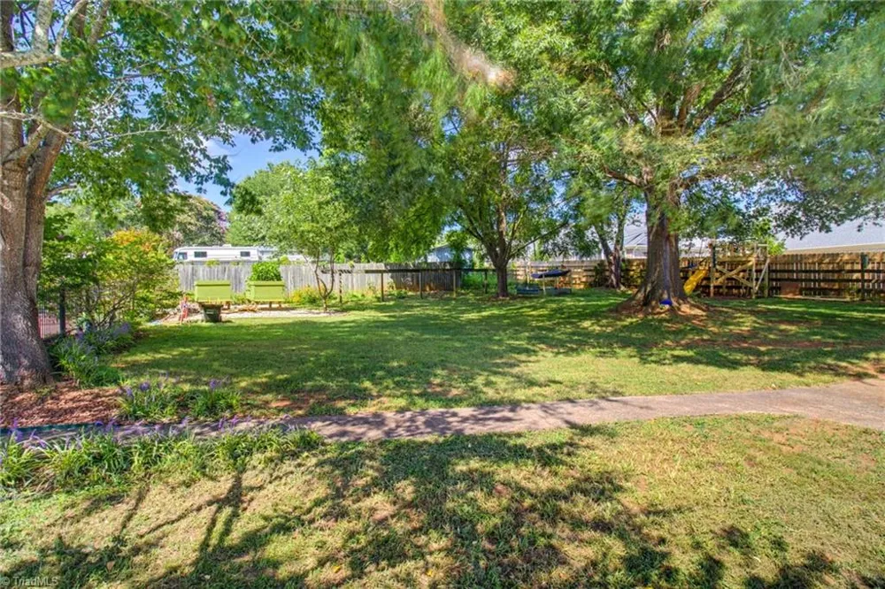 4061 Arden Street Clemmons, NC 27012