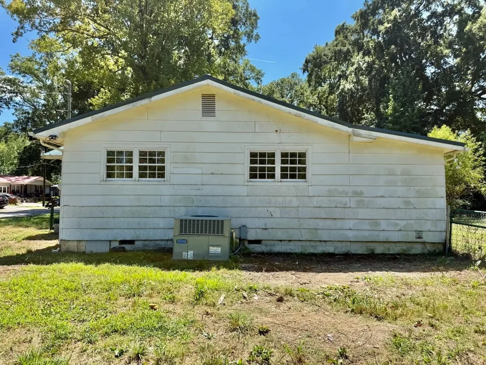 108 Oakwood Dr Huntland, TN 37345