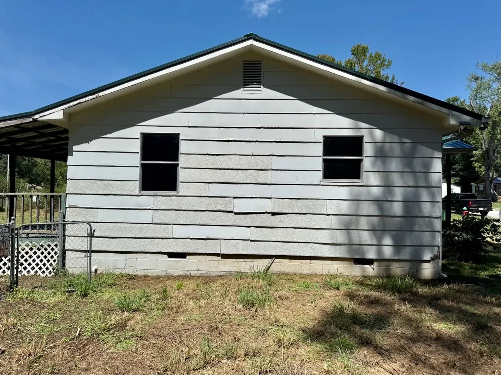 108 Oakwood Dr Huntland, TN 37345