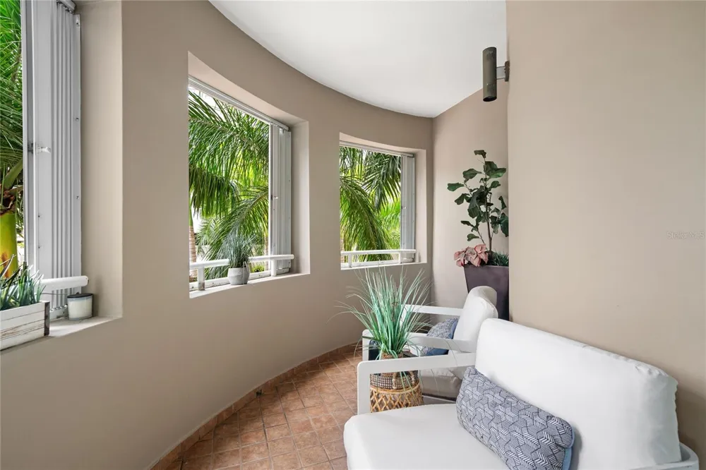 100 DEL MUELLE #1301 San Juan, PR 00901