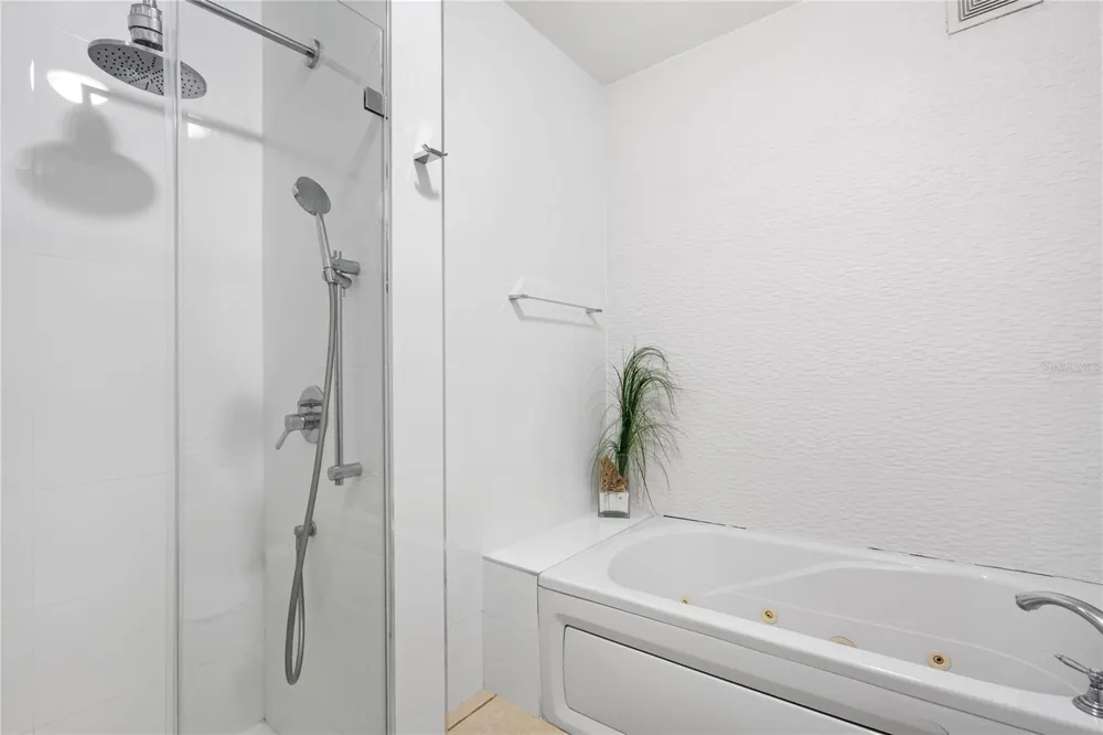 100 DEL MUELLE #1301 San Juan, PR 00901