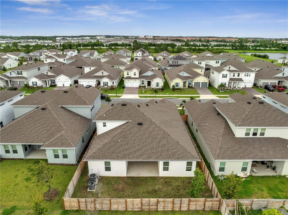 19062 BLUELEAF STREET Orlando, FL 32827