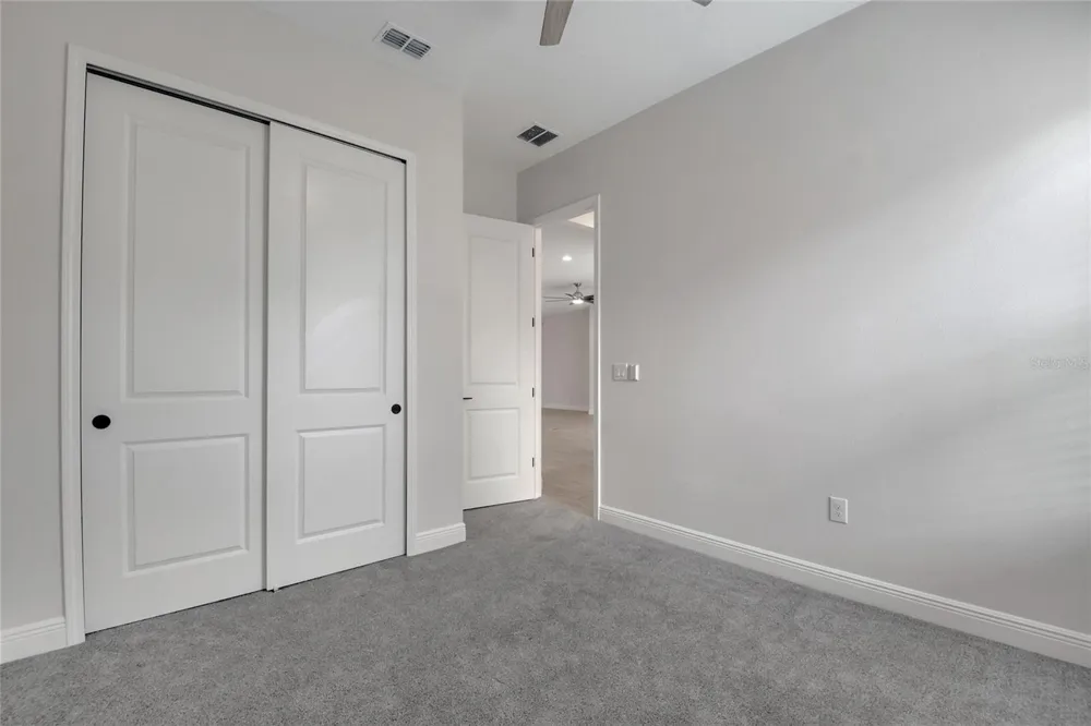 19062 BLUELEAF STREET Orlando, FL 32827