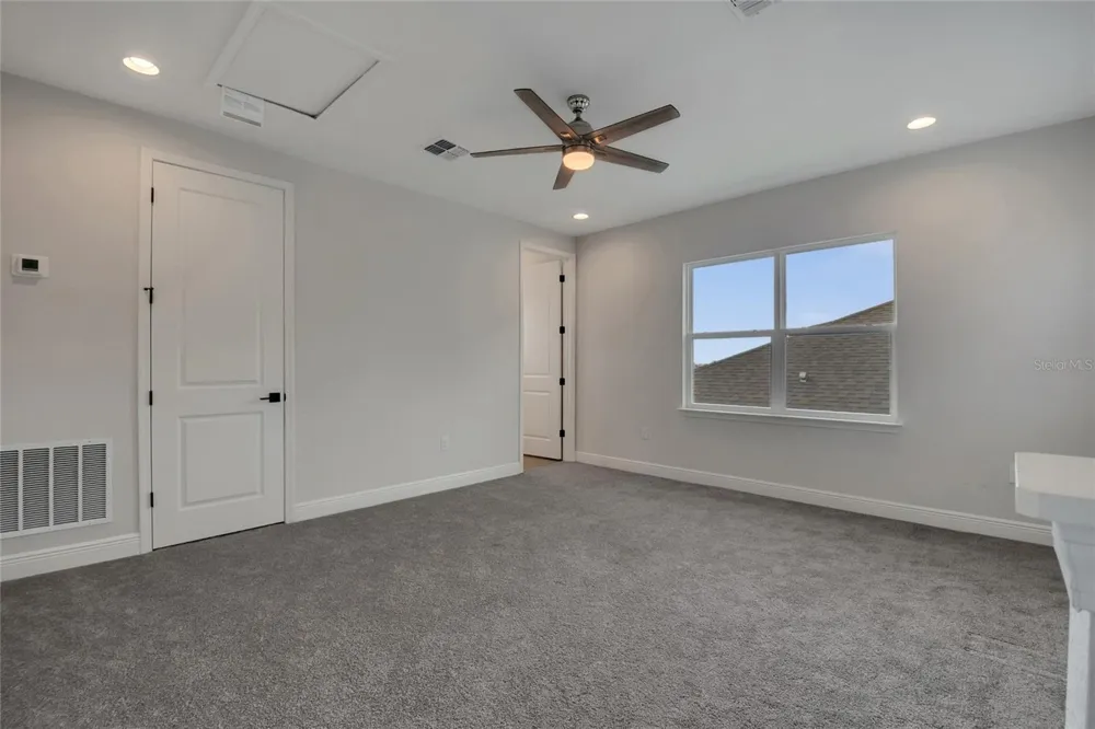 19062 BLUELEAF STREET Orlando, FL 32827