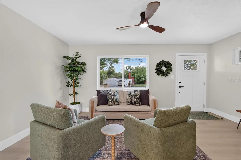 5305 E 98TH AVENUE Temple Terrace, FL 33617