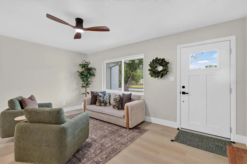 5305 E 98TH AVENUE Temple Terrace, FL 33617