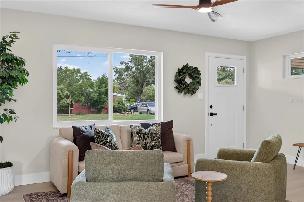 5305 E 98TH AVENUE Temple Terrace, FL 33617