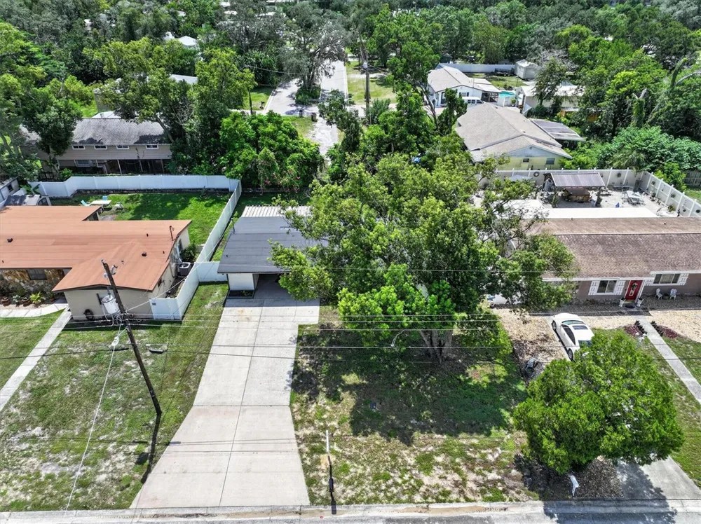 5305 E 98TH AVENUE Temple Terrace, FL 33617