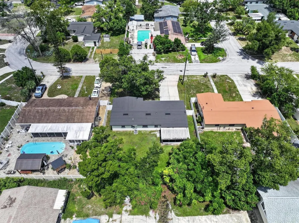 5305 E 98TH AVENUE Temple Terrace, FL 33617