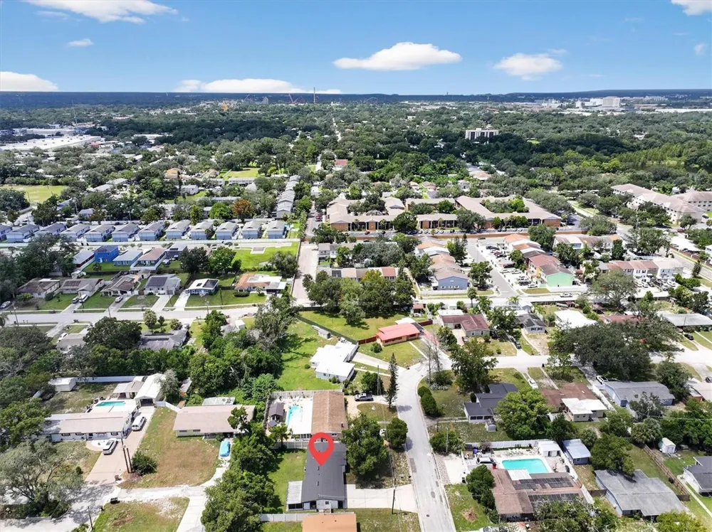 5305 E 98TH AVENUE Temple Terrace, FL 33617