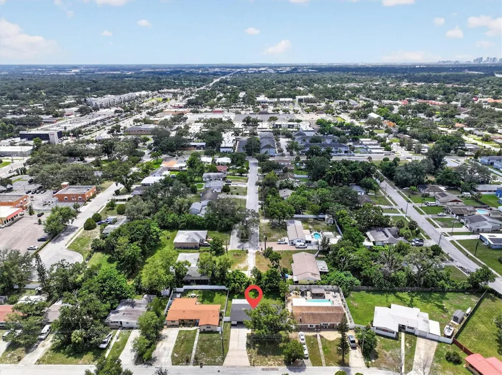 5305 E 98TH AVENUE Temple Terrace, FL 33617