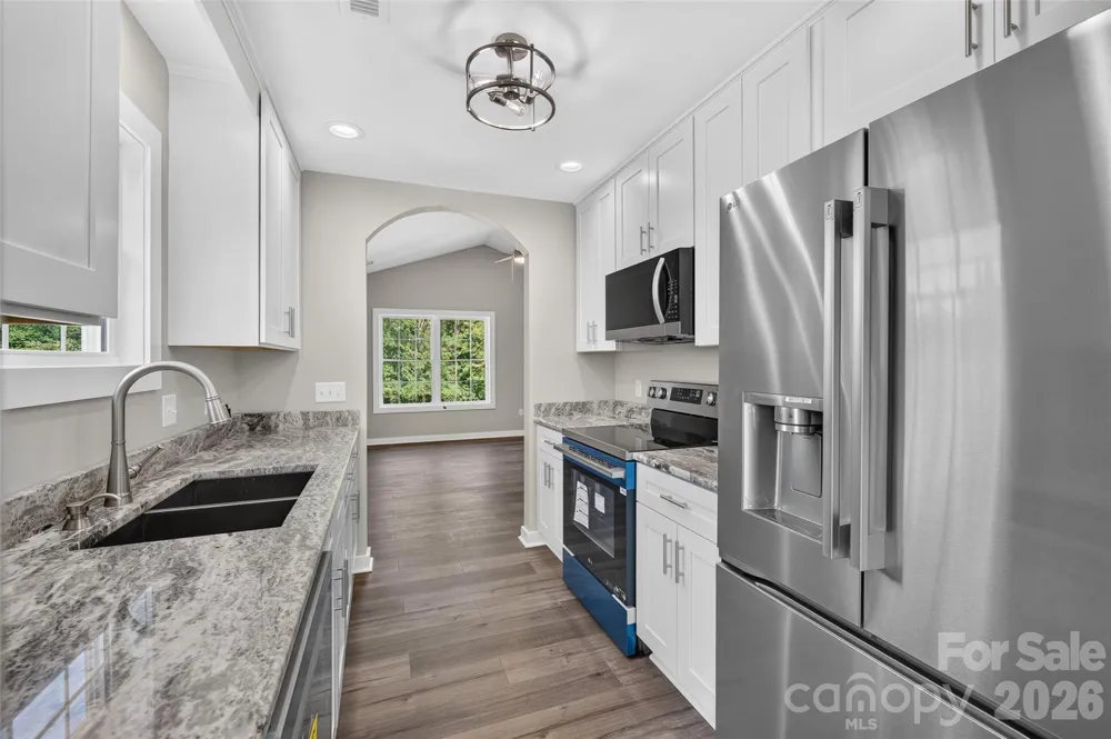 405 Falls Avenue Granite Falls, NC 28630