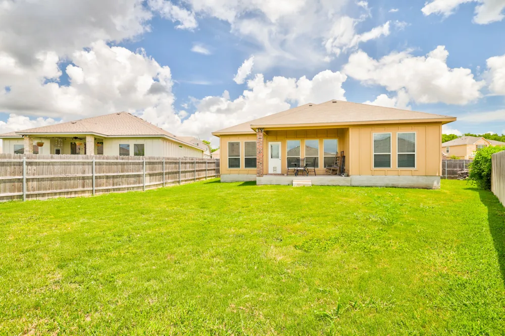 717 Friars Tuck Drive Temple, TX 76502