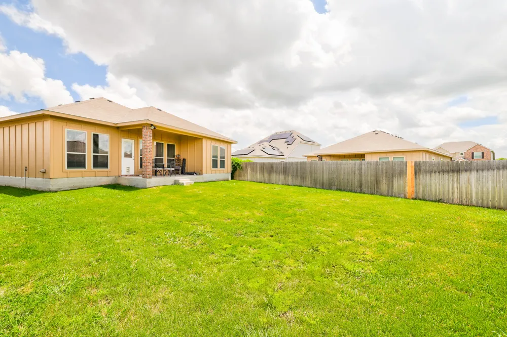 717 Friars Tuck Drive Temple, TX 76502