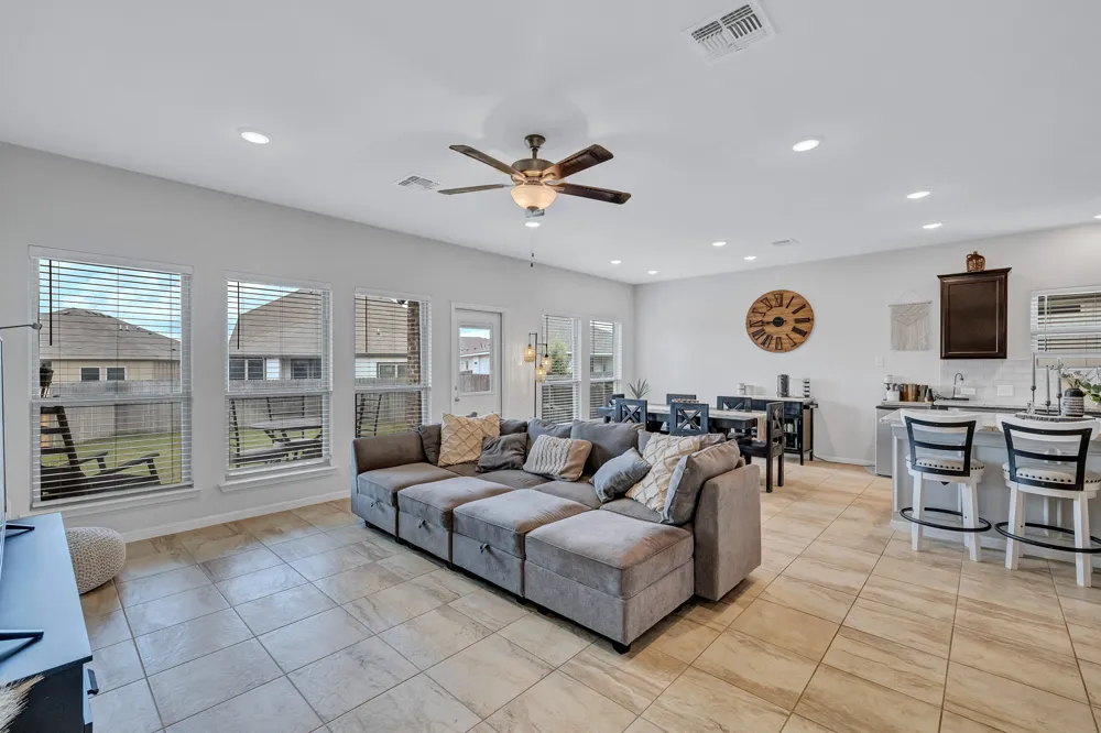 717 Friars Tuck Drive Temple, TX 76502