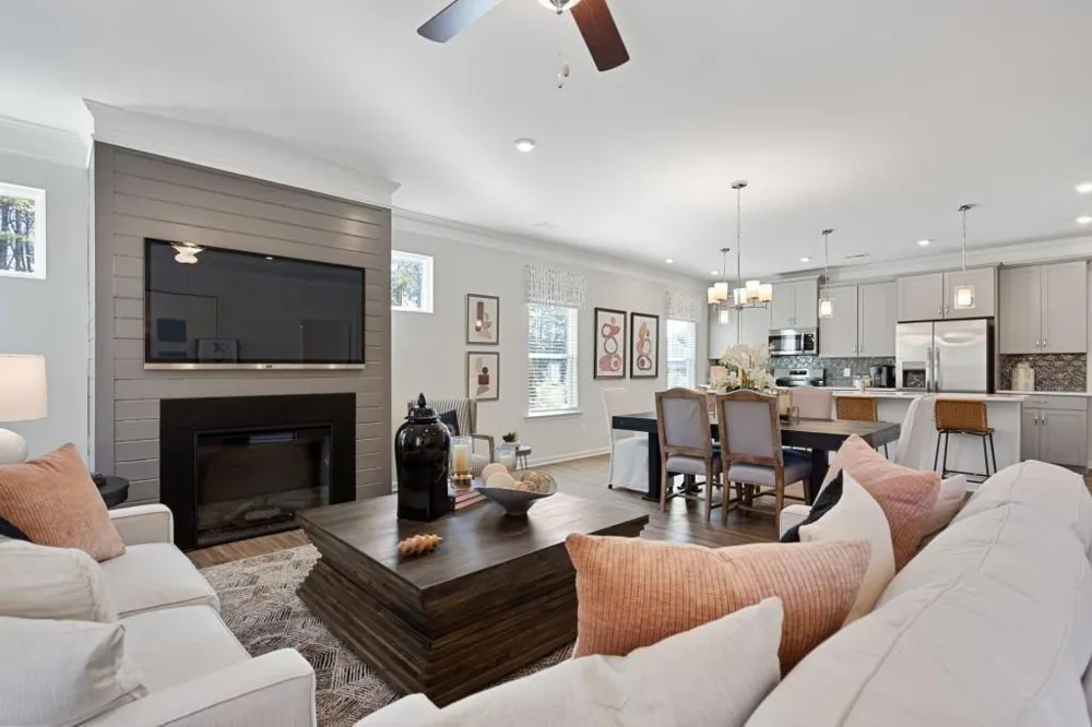 377 Bud Street Hoschton, GA 30548