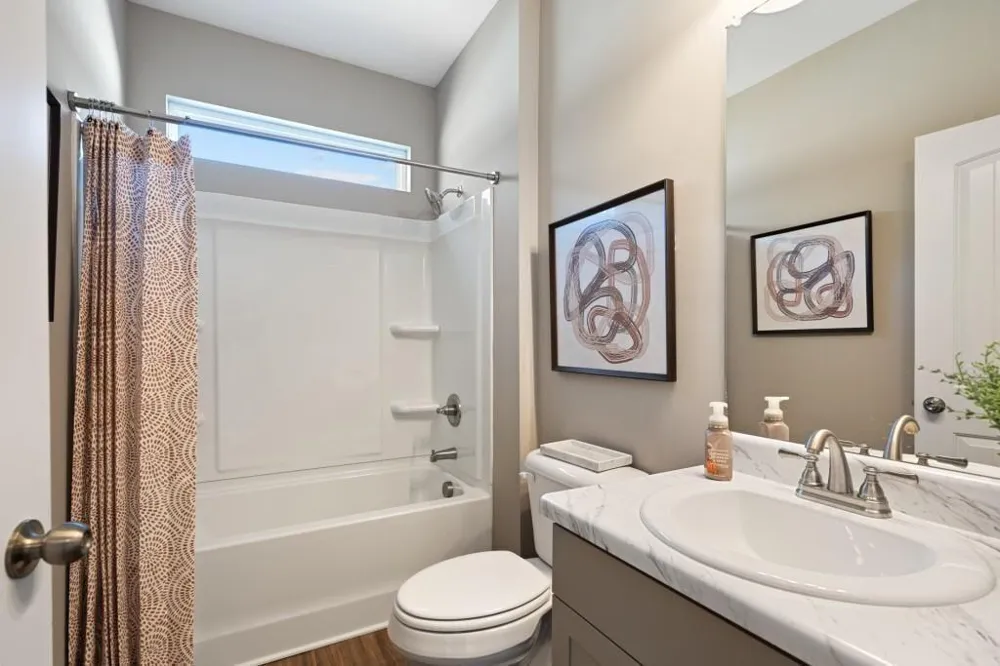 377 Bud Street Hoschton, GA 30548