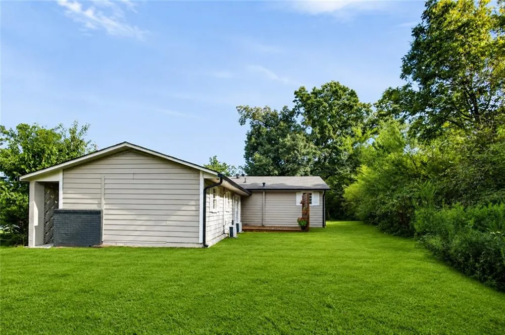 232 Tuck Street Cedartown, GA 30125