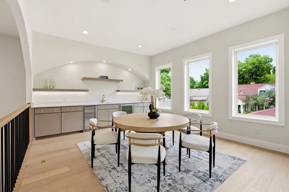 6055 Ellsworth Avenue Dallas, TX 75206
