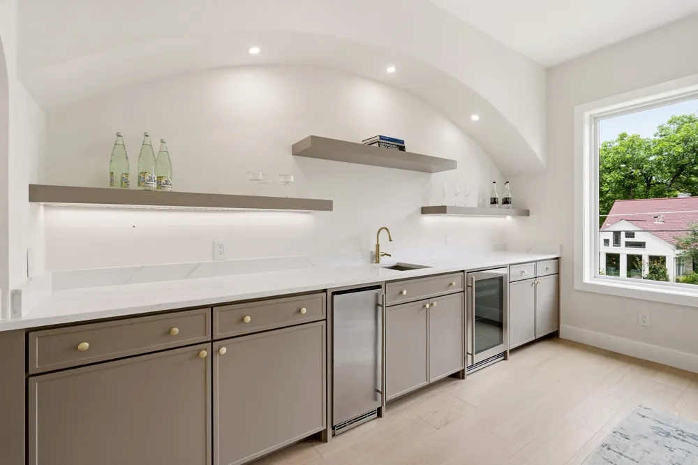 6055 Ellsworth Avenue Dallas, TX 75206