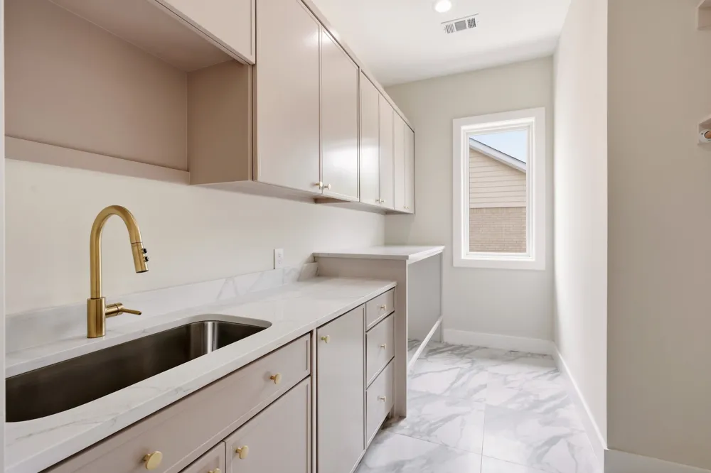 6055 Ellsworth Avenue Dallas, TX 75206