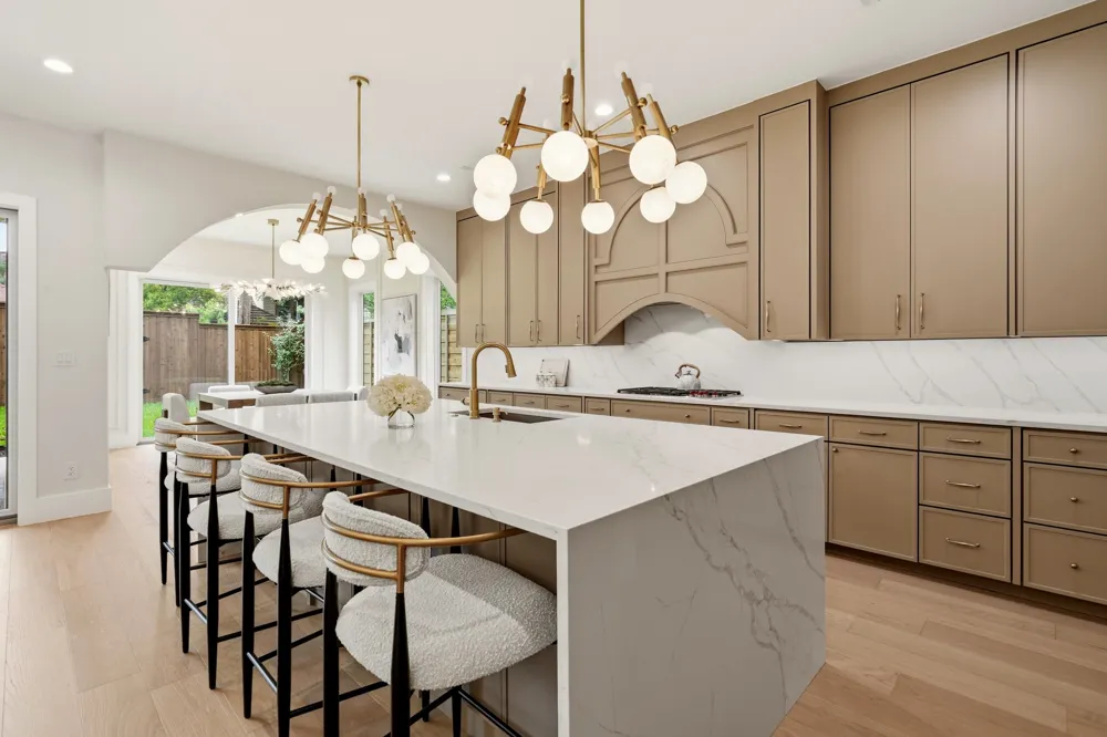 6055 Ellsworth Avenue Dallas, TX 75206
