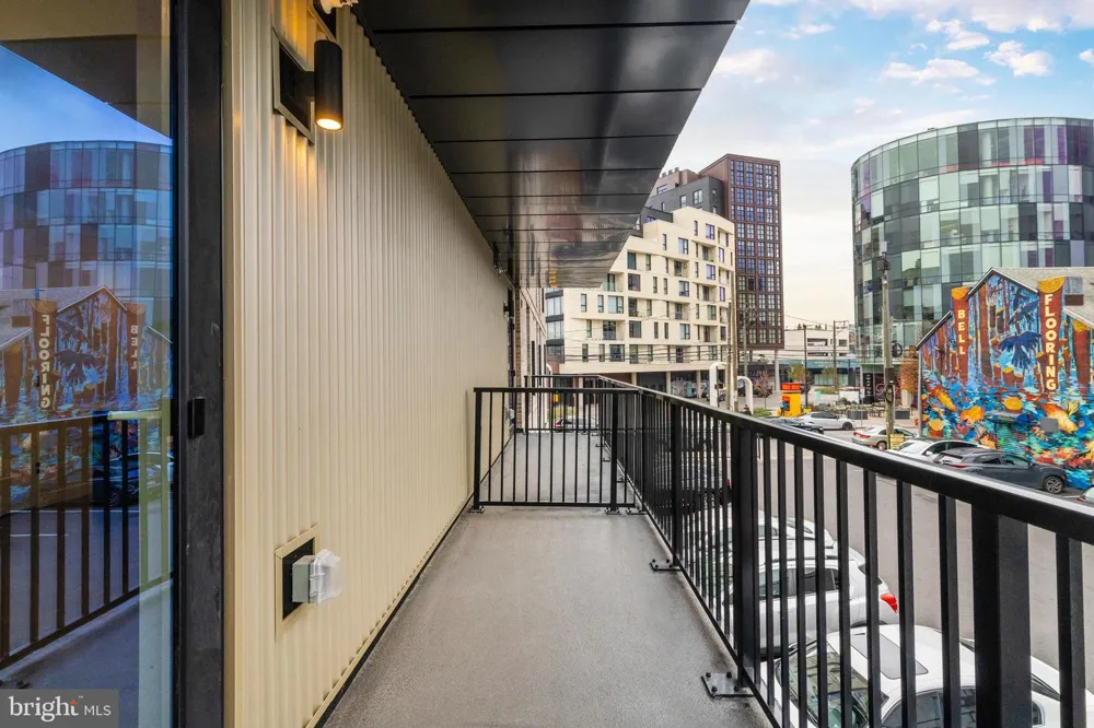 1102 GERMANTOWN AVENUE #204 Philadelphia, PA 19123