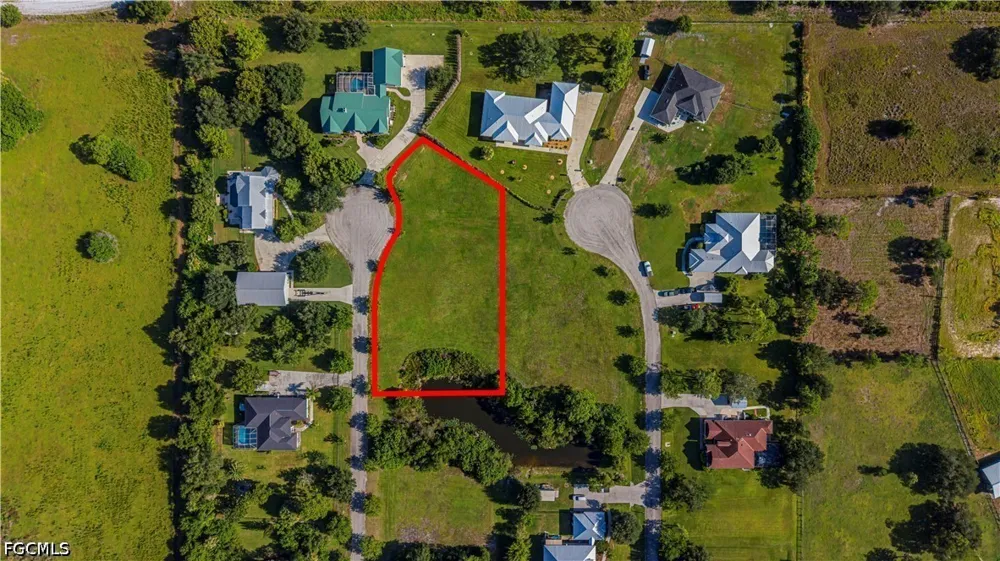Creek Bridge Court Alva, FL 33920