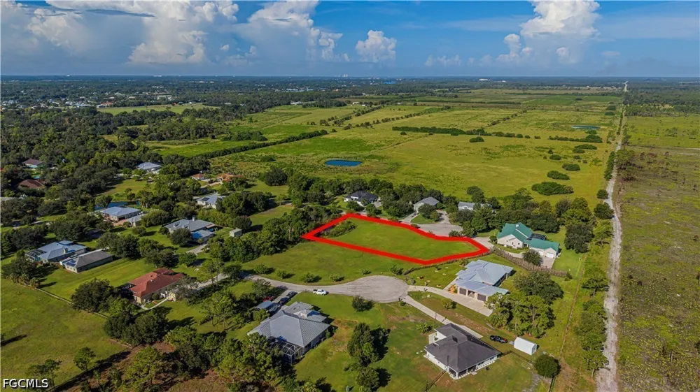 Creek Bridge Court Alva, FL 33920