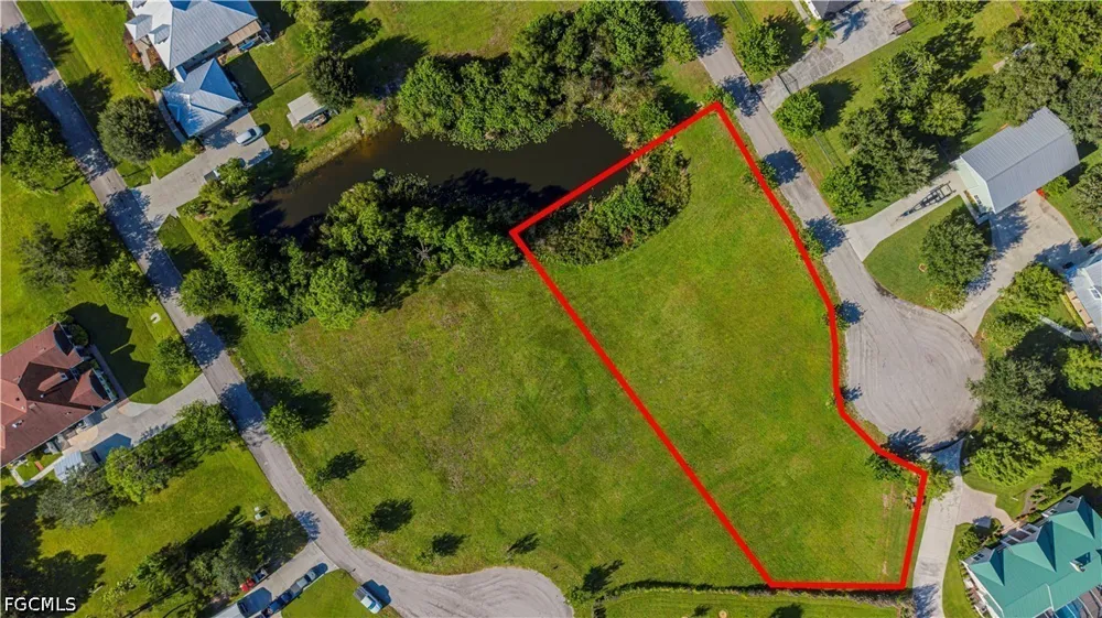 Creek Bridge Court Alva, FL 33920