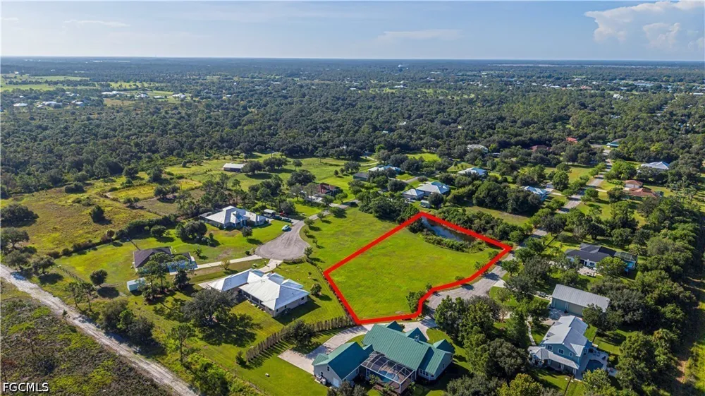 Creek Bridge Court Alva, FL 33920