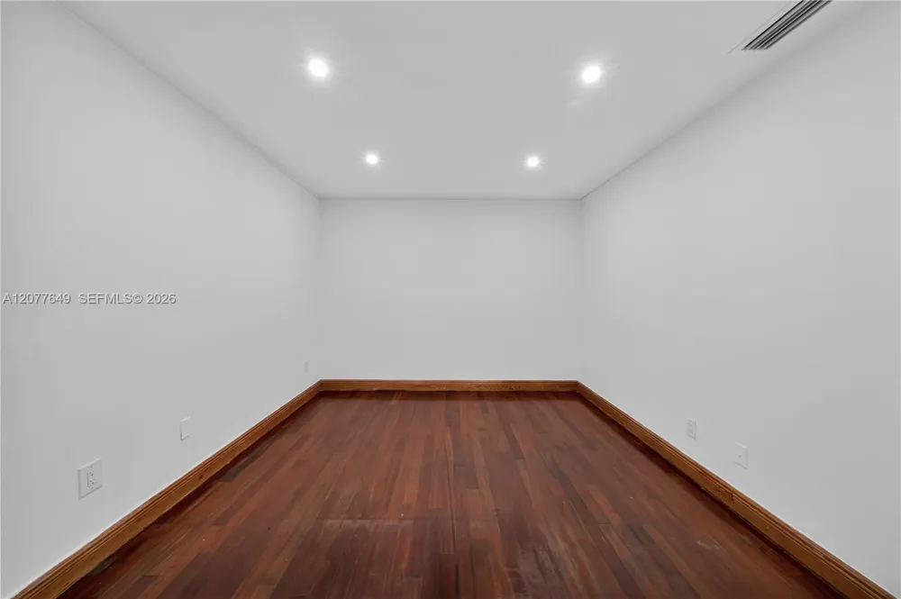 6352 SW 112th Pl Miami, FL 33173