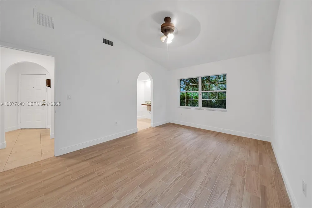 6352 SW 112th Pl Miami, FL 33173