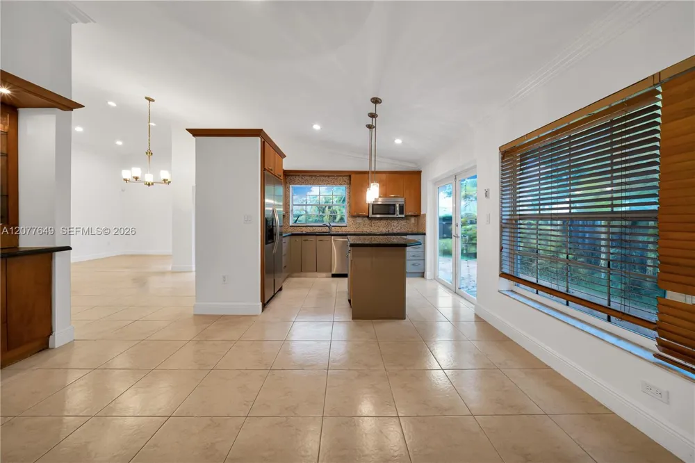 6352 SW 112th Pl Miami, FL 33173
