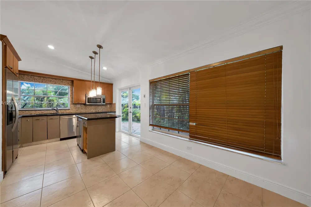 6352 SW 112th Pl Miami, FL 33173