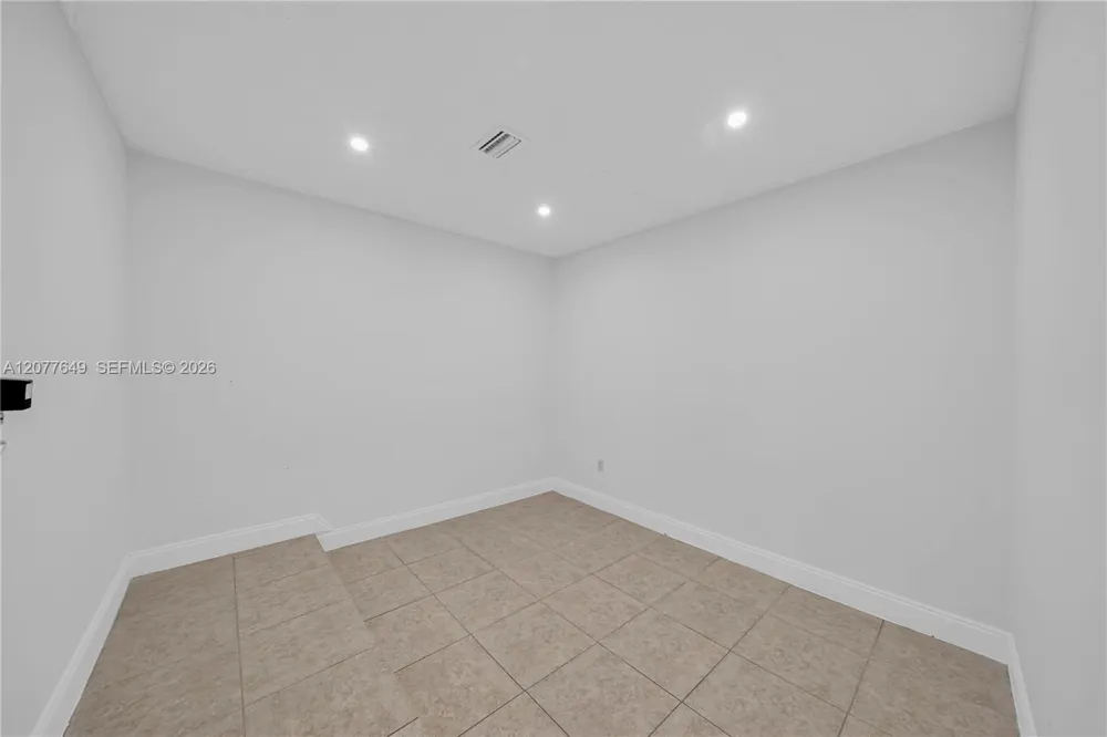 6352 SW 112th Pl Miami, FL 33173