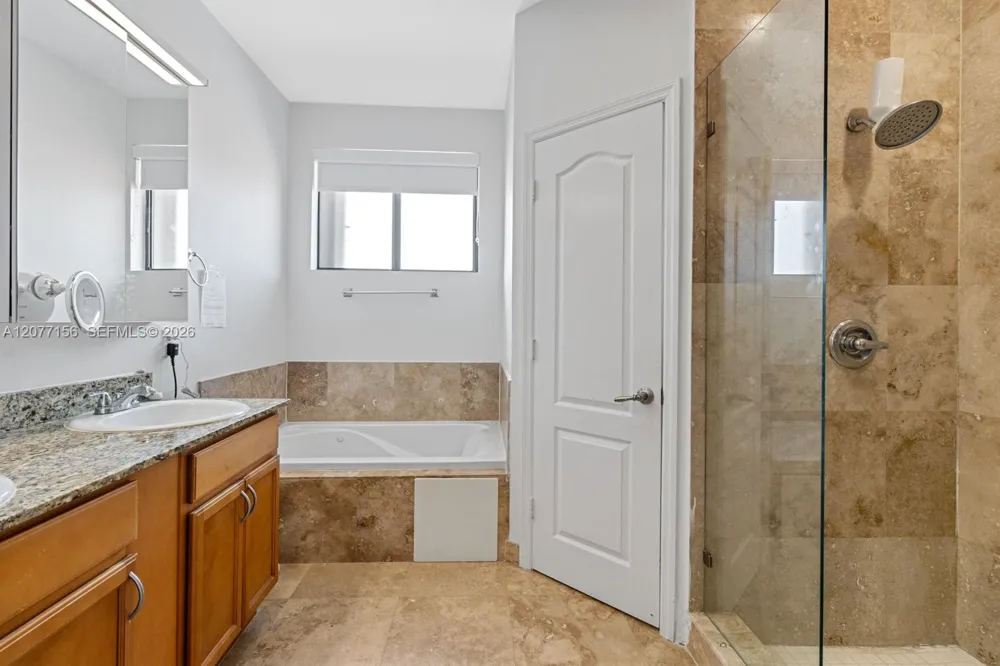 1211 SW 14th Ave #1211 Miami, FL 33135
