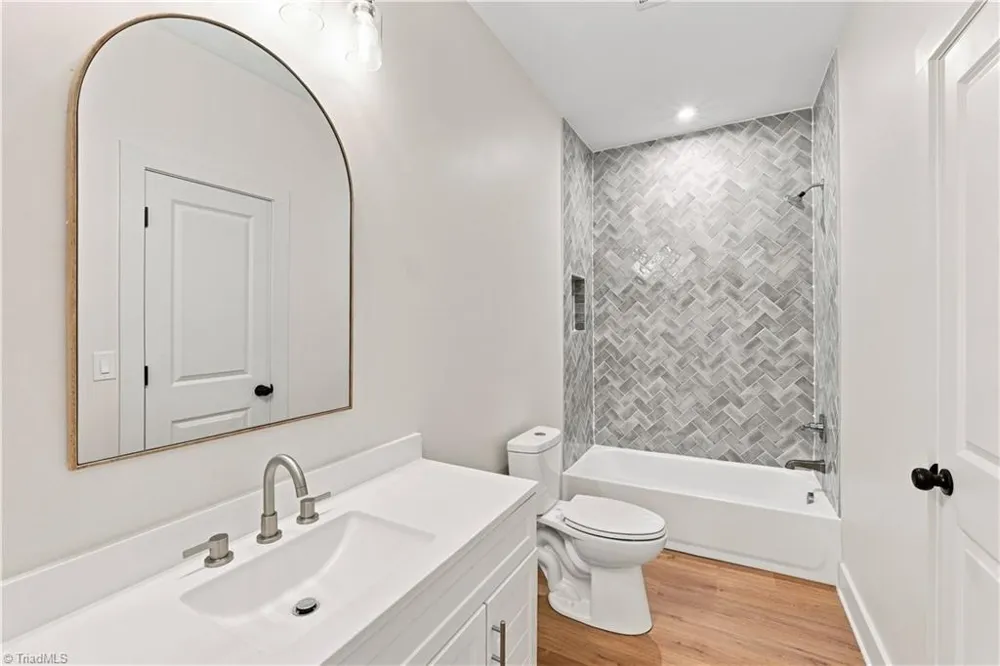 211 Gilmer Street Burlington, NC 27217