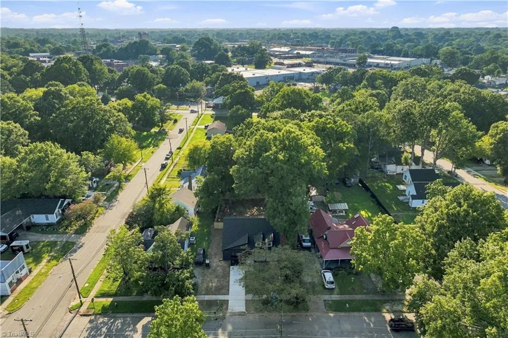 211 Gilmer Street Burlington, NC 27217
