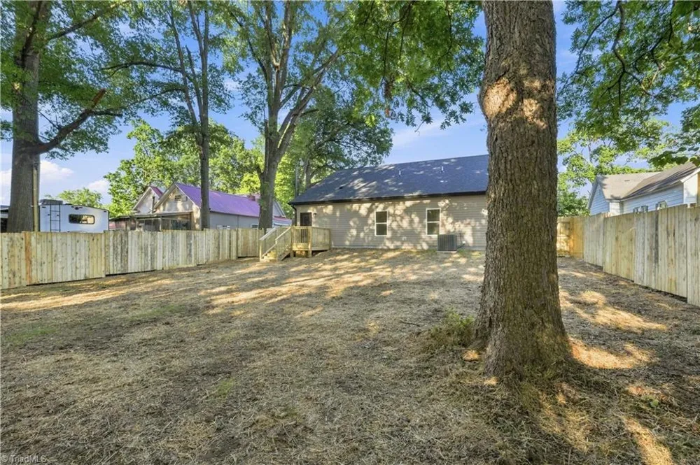 211 Gilmer Street Burlington, NC 27217