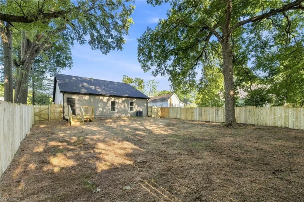 211 Gilmer Street Burlington, NC 27217