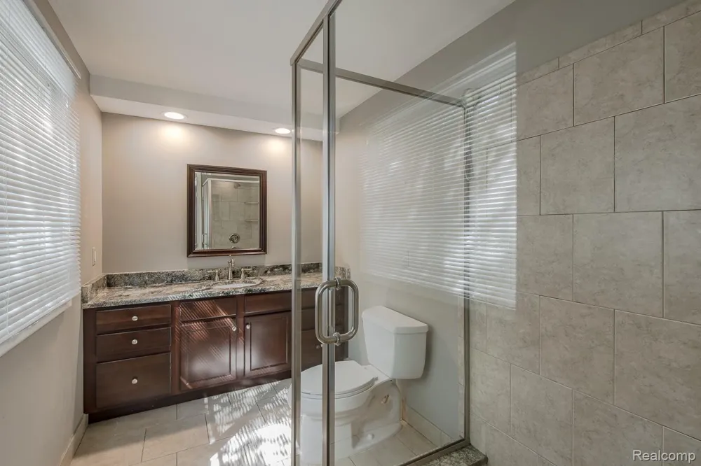 1050 Top View Road Bloomfield Hills City, MI 48304