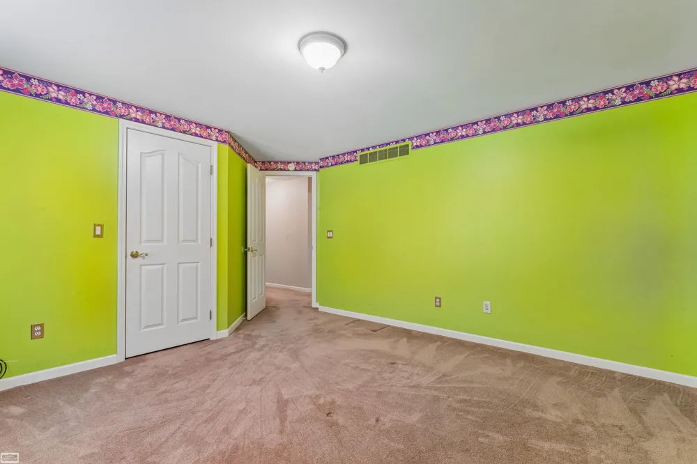 37816 Winkler Street Harrison Charter Township, MI 48045