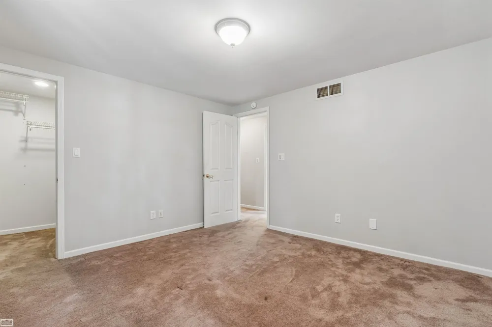 37816 Winkler Street Harrison Charter Township, MI 48045